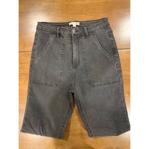 NWOT GB (Gianni Bini Juniors) High-Rise Faded Black Skinny Jeans w/Retro Pockets